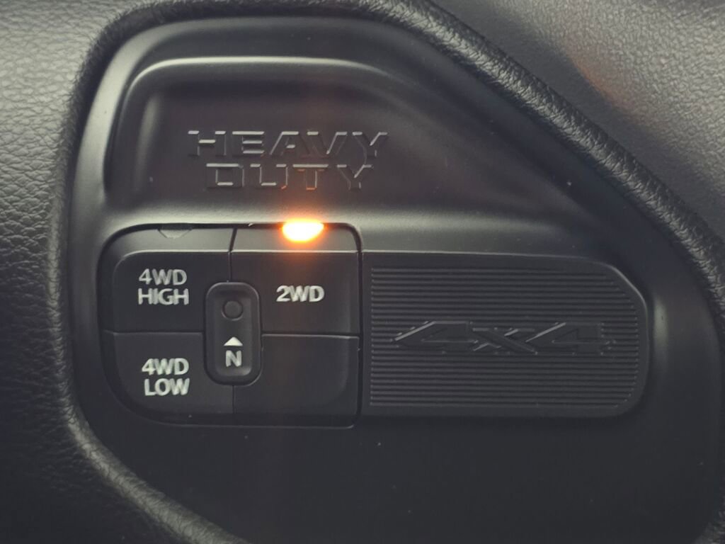 Used 2024 RAM 2500 Big Horn image 40