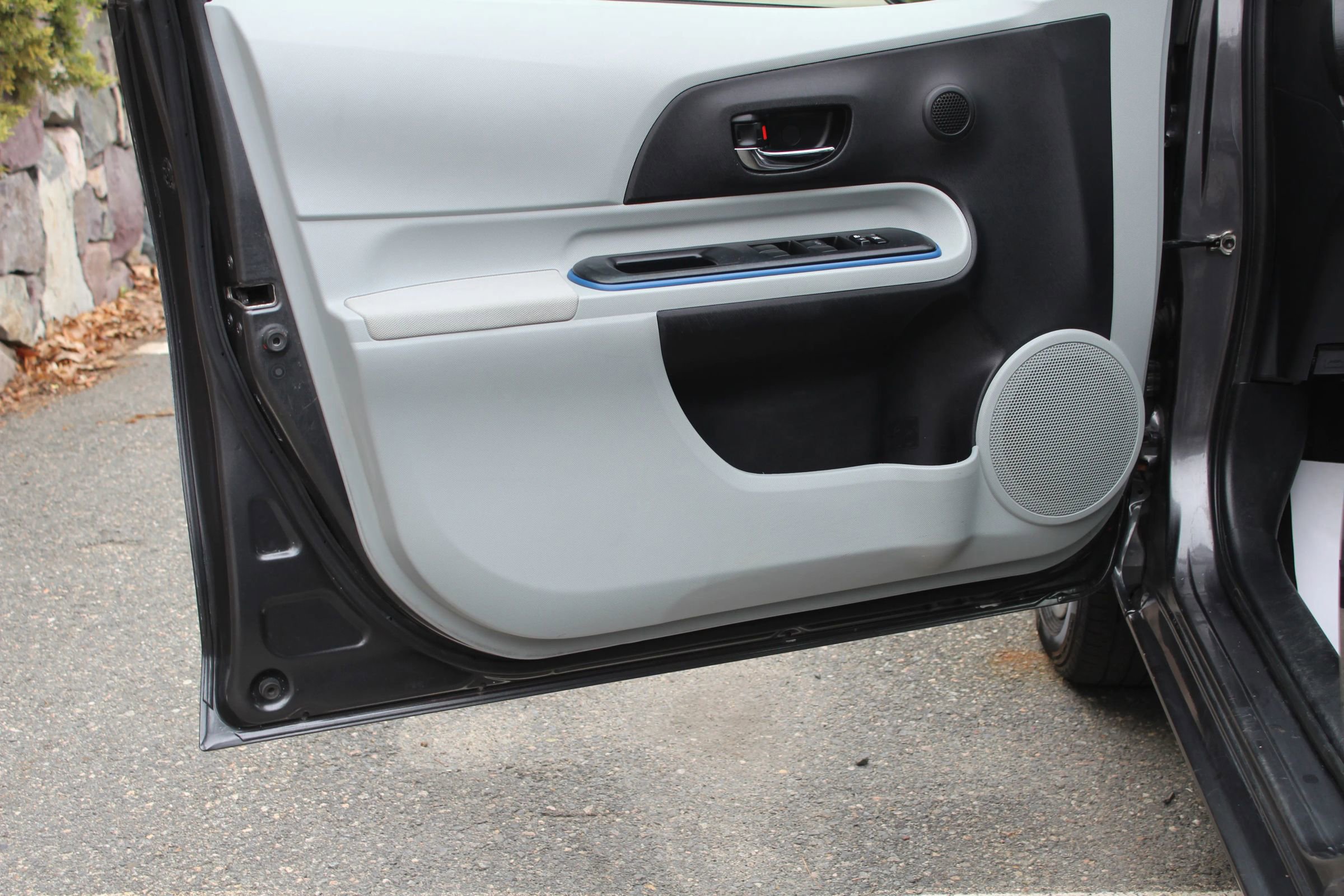Used 2013 Toyota Prius C Two FWD image 12