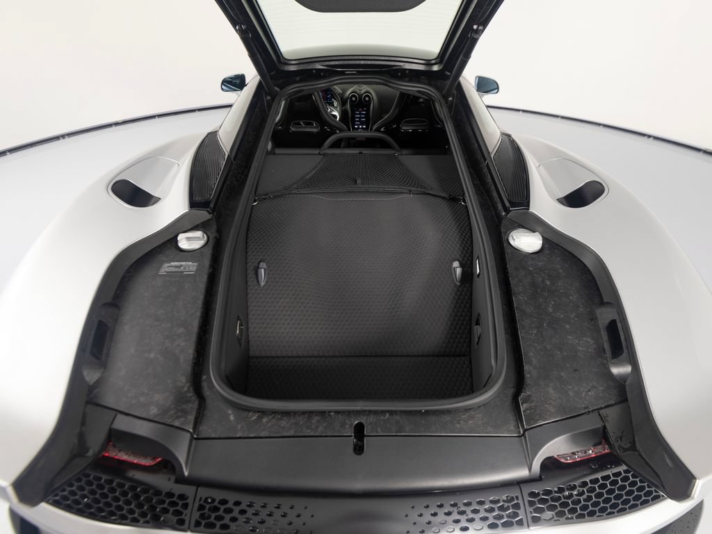 Used 2022 McLaren GT RWD image 43