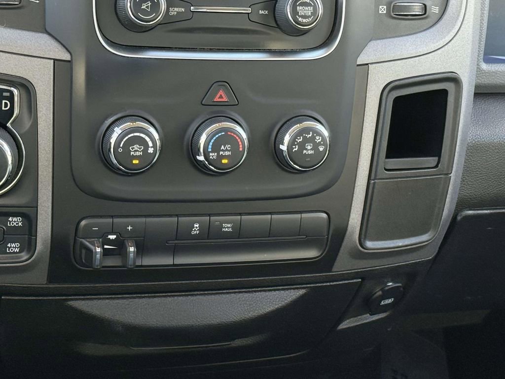 Used 2019 RAM 1500 Express w/ Express Value Package AWD/4WD image 21
