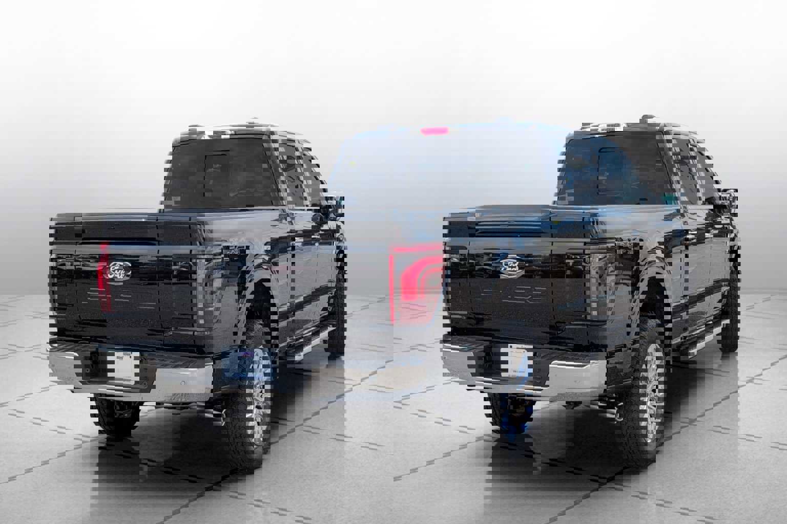 New 2025 Ford F150 Lariat w/ Equipment Group 502A High image 13