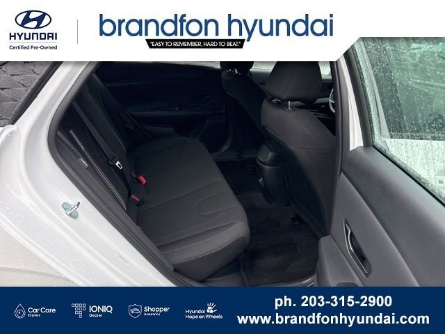 Certified 2025 Hyundai Elantra SEL FWD image 25