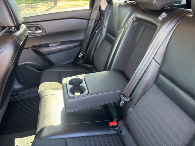 Certified 2025 Nissan Rogue SV AWD/4WD image 27