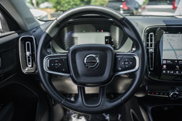 Certified 2023 Volvo XC40 B5 Plus w/ Climate Package AWD/4WD image 29