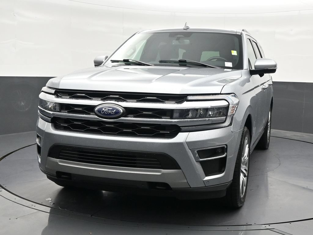 Used 2023 Ford Expedition Limited AWD/4WD image 9