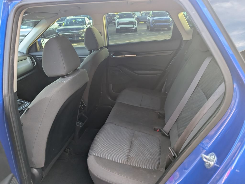 Used 2024 Kia Seltos LX AWD/4WD image 9