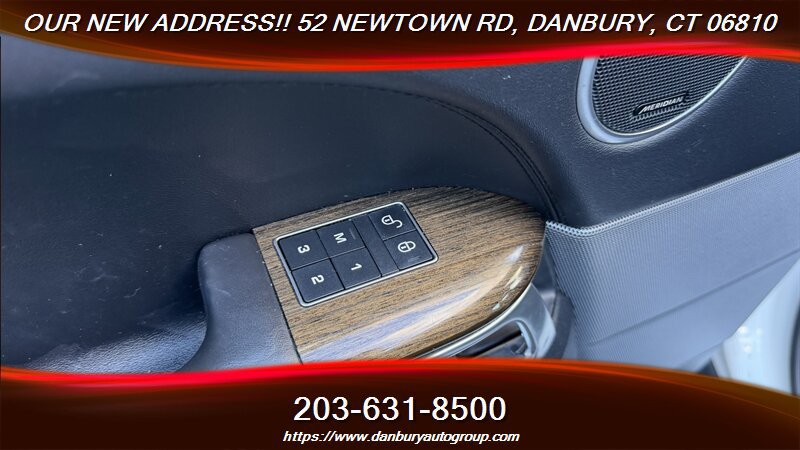 Used 2018 Land Rover Range Rover Sport HSE AWD/4WD image 13