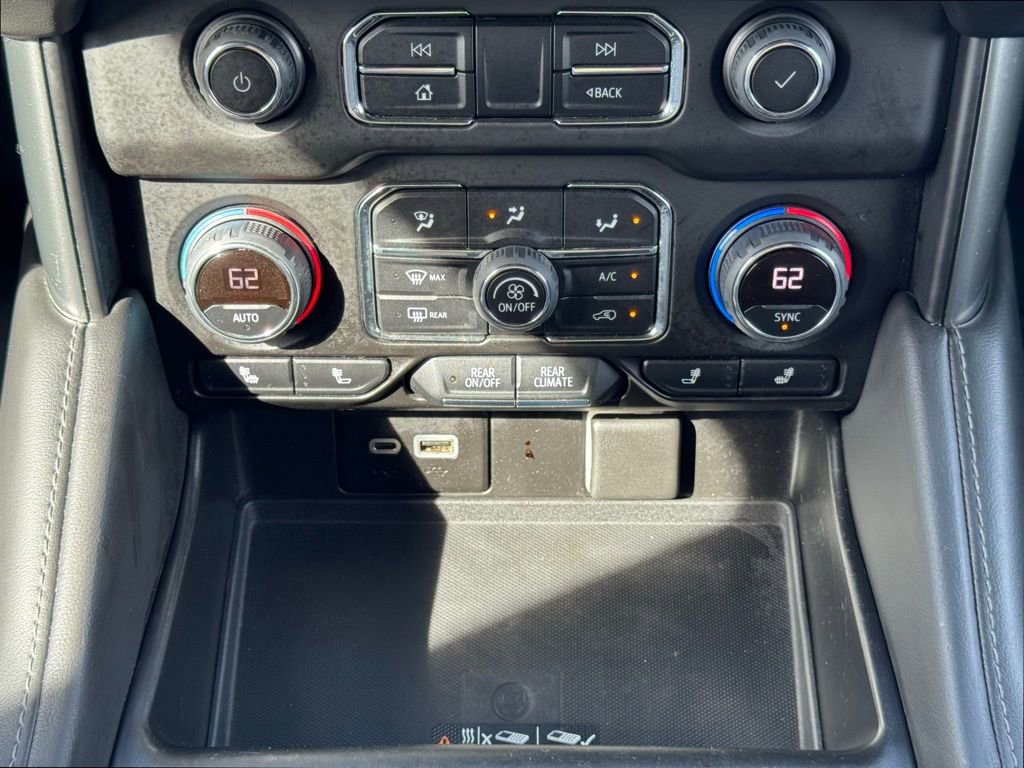 Used 2022 Chevrolet Tahoe Z71 w/ Luxury Package image 20