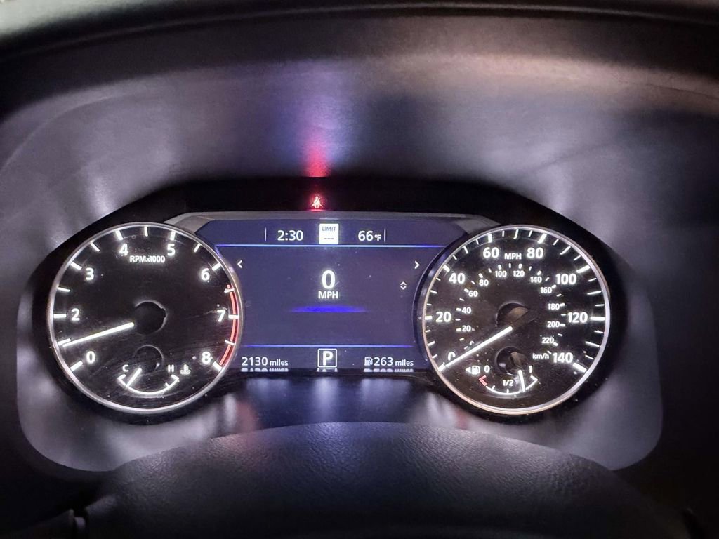 Used 2025 Nissan Altima 2.5 SV w/ SV Premium Package FWD image 22