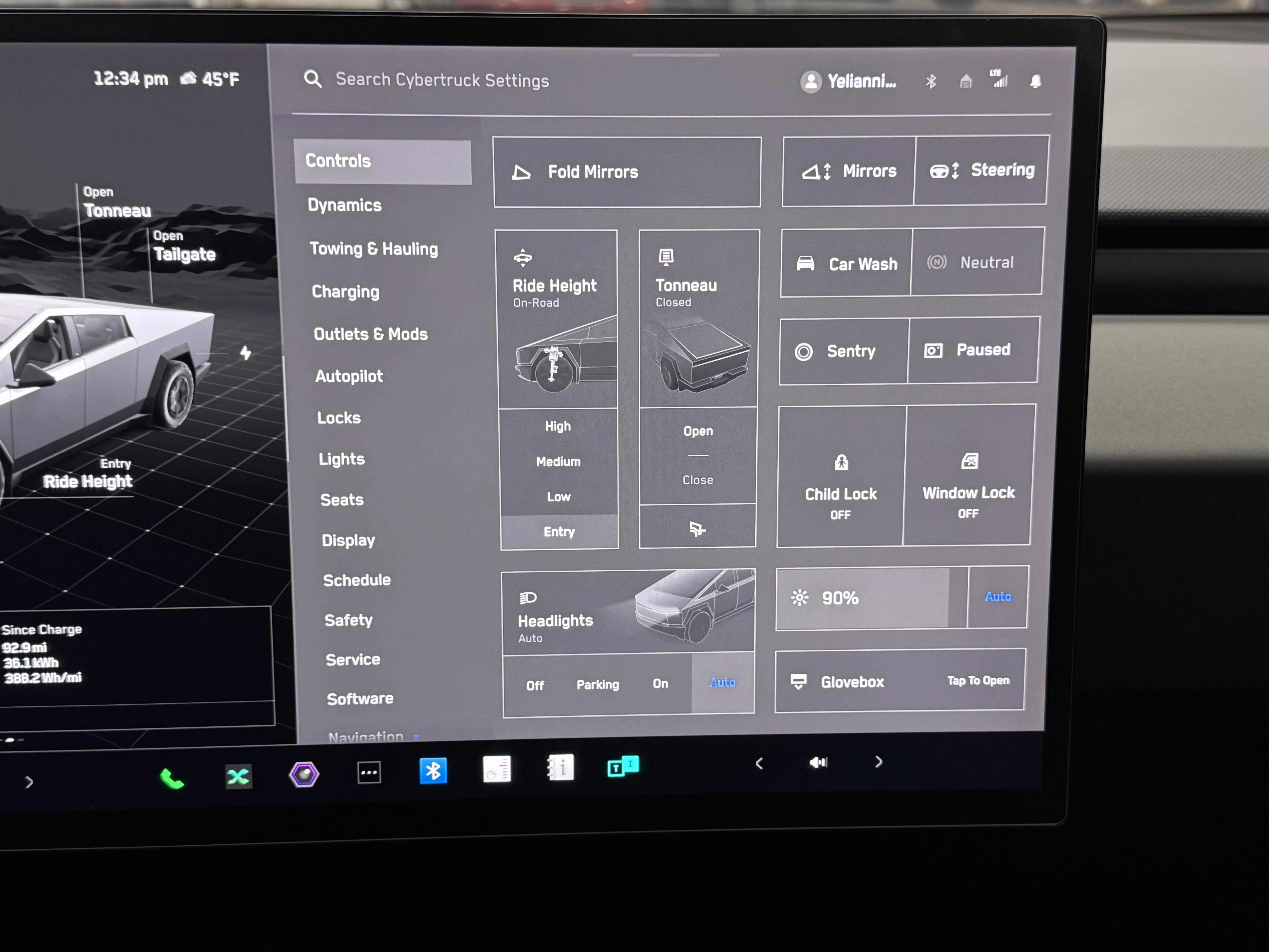 Used 2025 Tesla Cybertruck AWD Crew Cab image 25