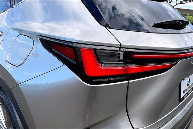 Used 2025 Lexus NX 350h AWD w/ Premium Package image 27