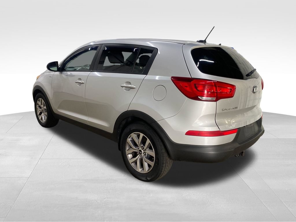 Used 2016 Kia Sportage LX AWD/4WD image 4