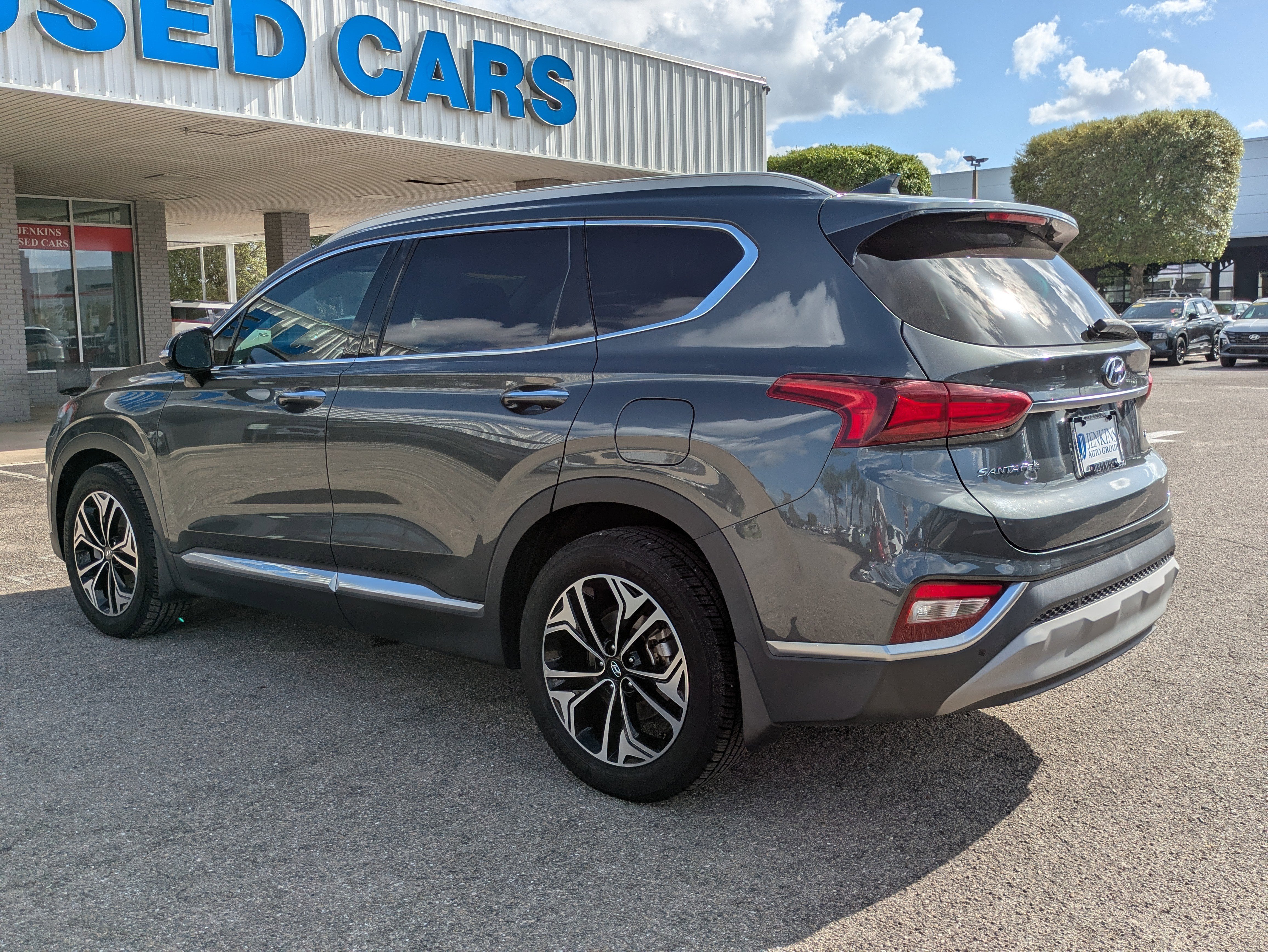 Used 2020 Hyundai Santa Fe SEL image 6