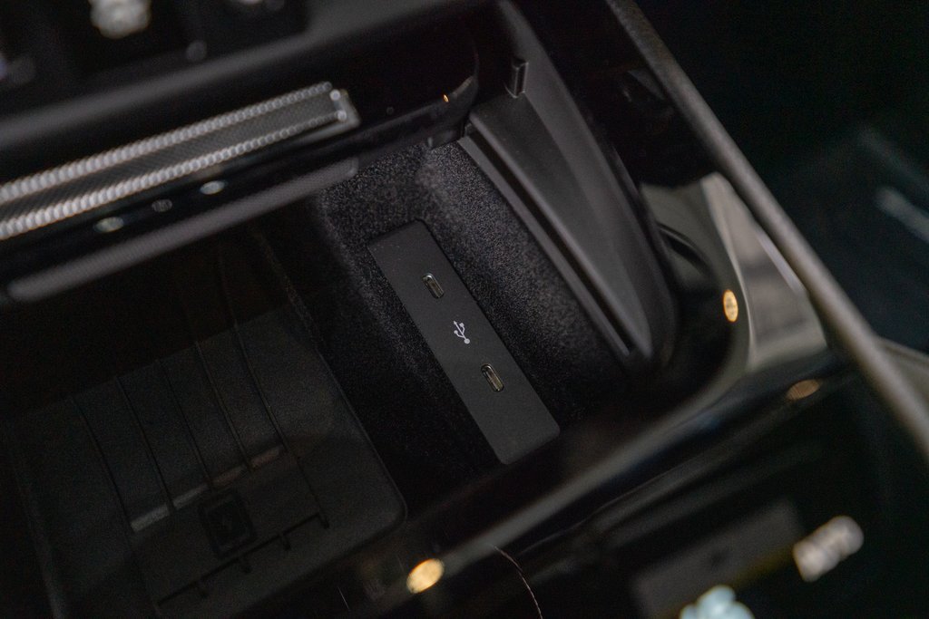 New 2025 Porsche Cayenne AWD/4WD image 26