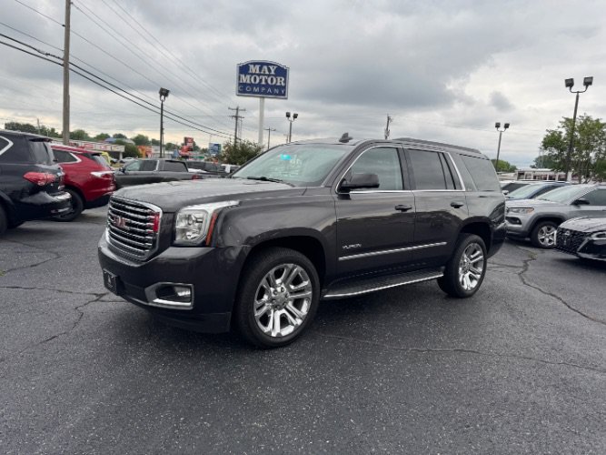 Used 2017 GMC Yukon SLT w/ Premium Edition