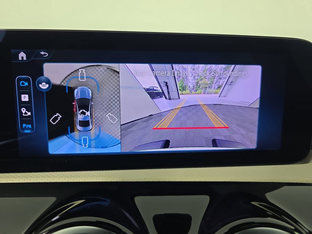 Used 2025 Mercedes-Benz CLA 250 image 25