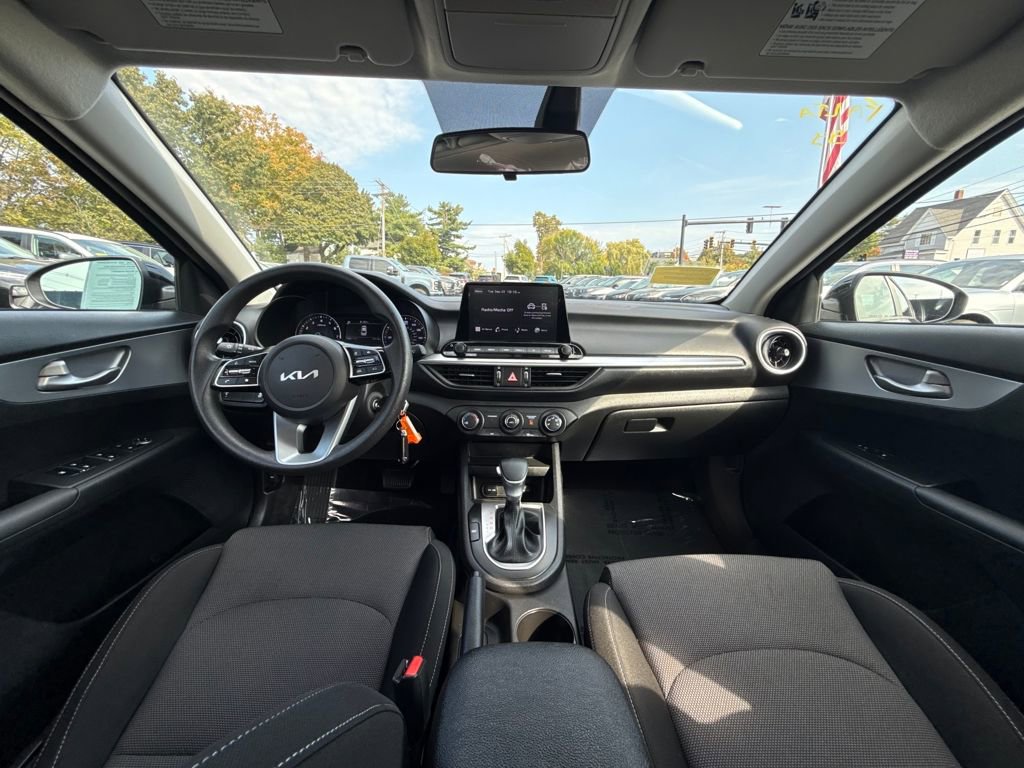 Used 2023 Kia Forte LXS image 17