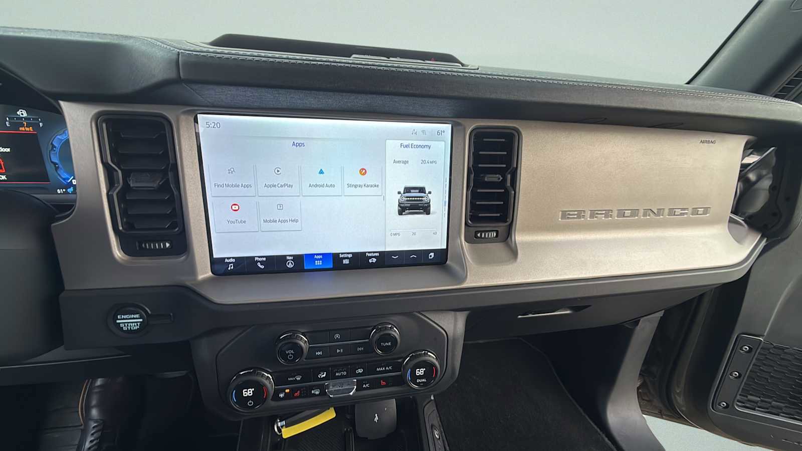 Used 2025 Ford Bronco Outer Banks image 17