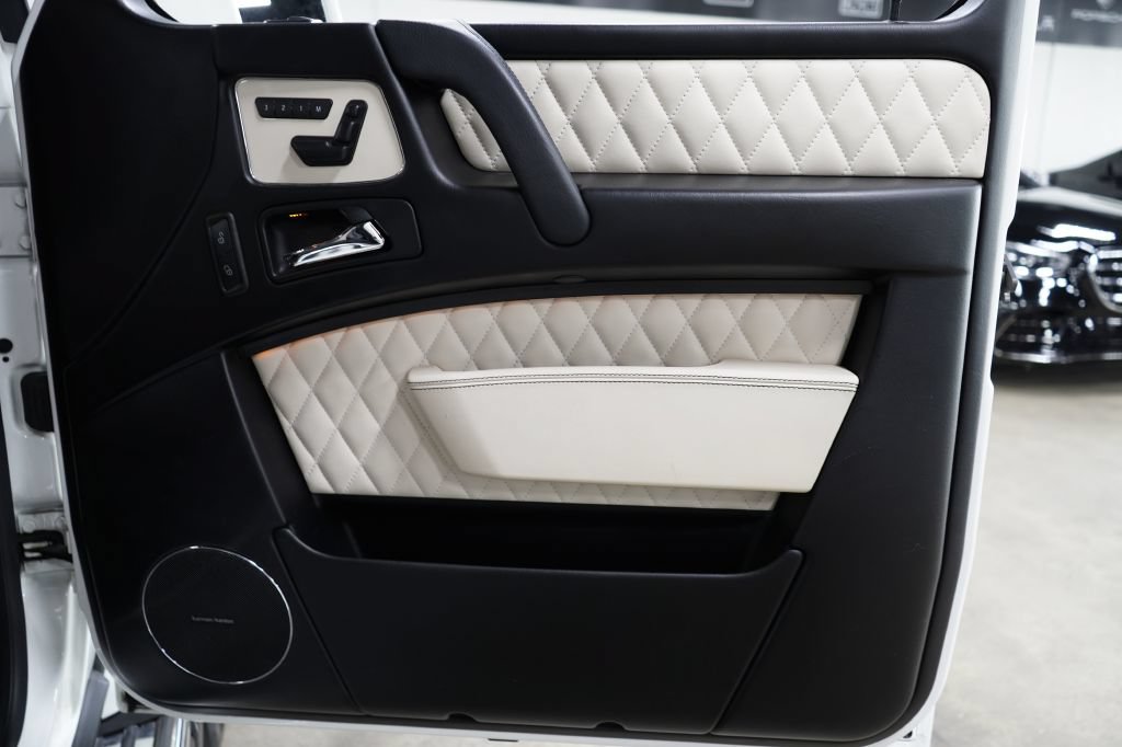 Used 2016 Mercedes-Benz G 63 AMG 4MATIC image 32