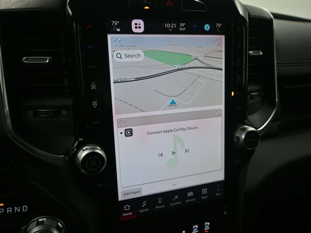 Used 2025 RAM 1500 Laramie image 17