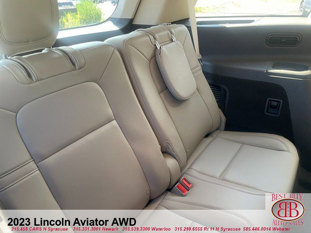 Used 2023 Lincoln Aviator AWD image 11