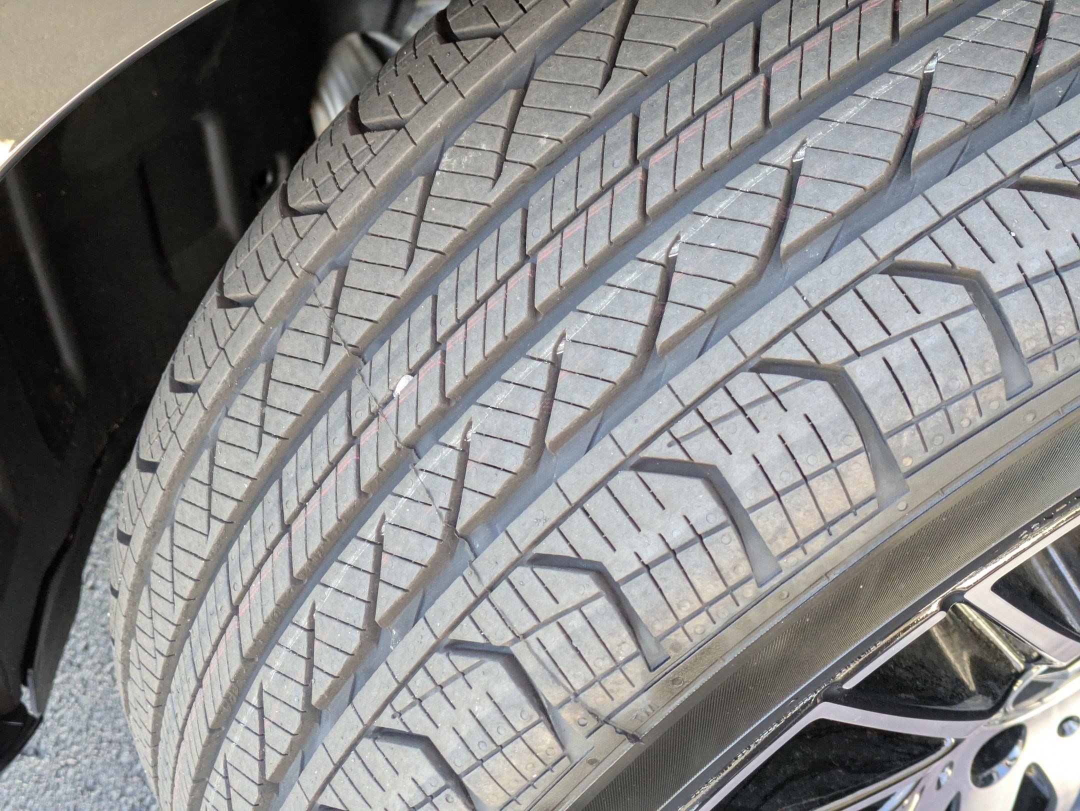 Used 2025 Mercedes-Benz C 300 4MATIC Sedan image 12