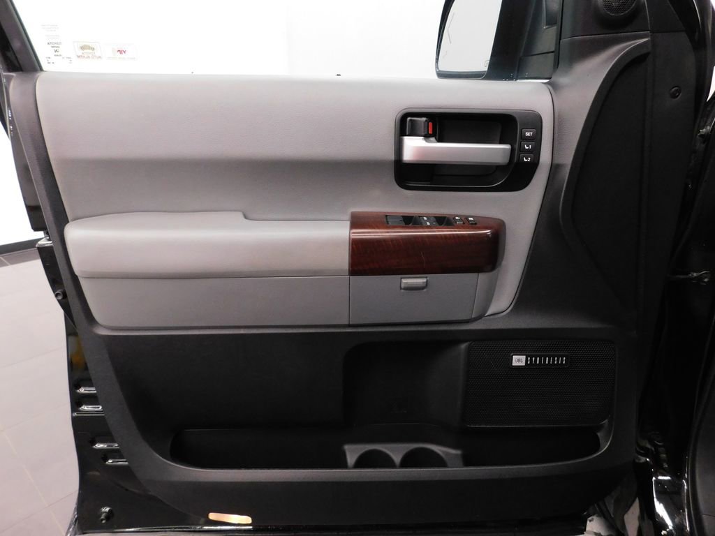 Used 2012 Toyota Sequoia Platinum image 14