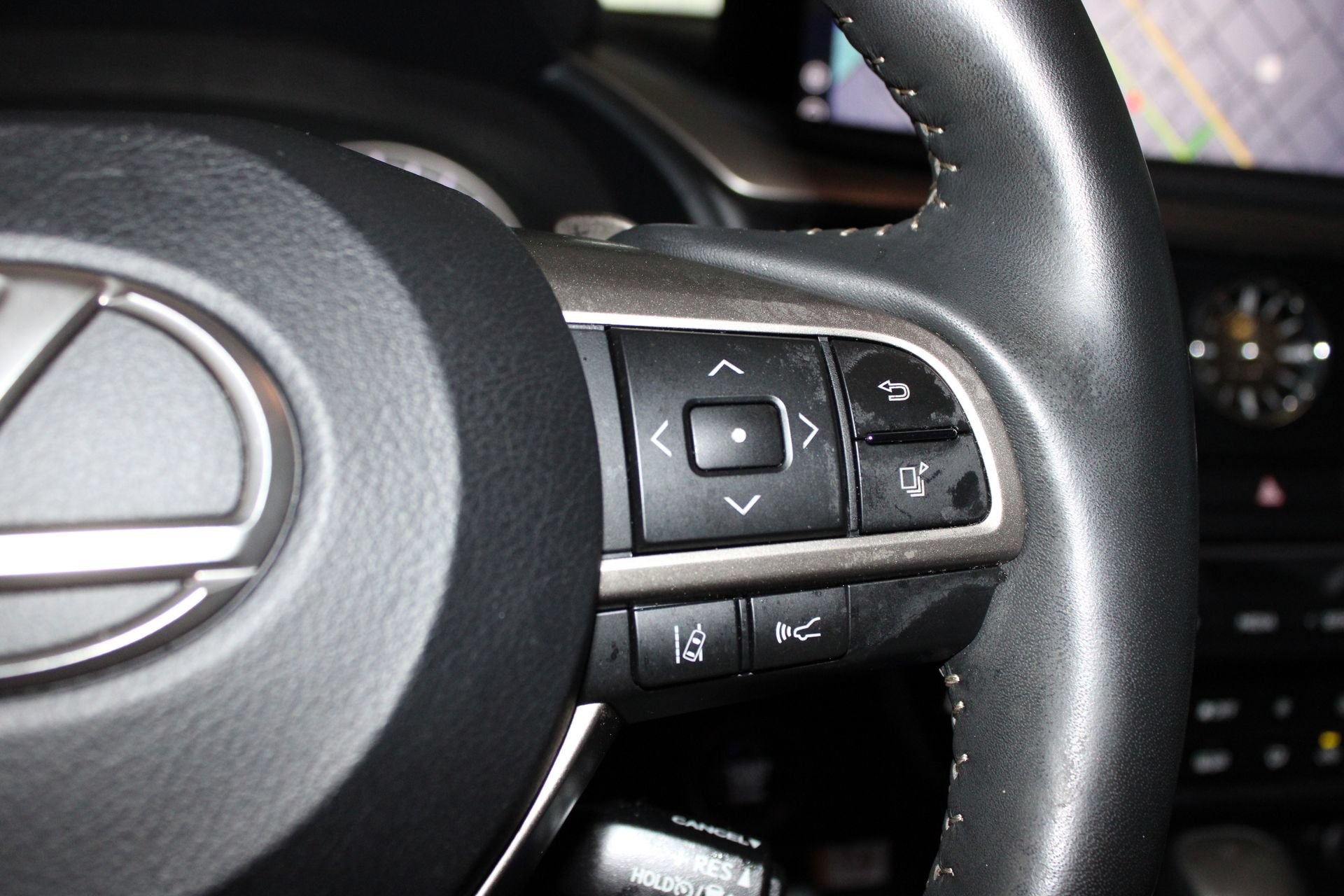 Used 2022 Lexus RX 350 FWD w/ Premium Package image 40