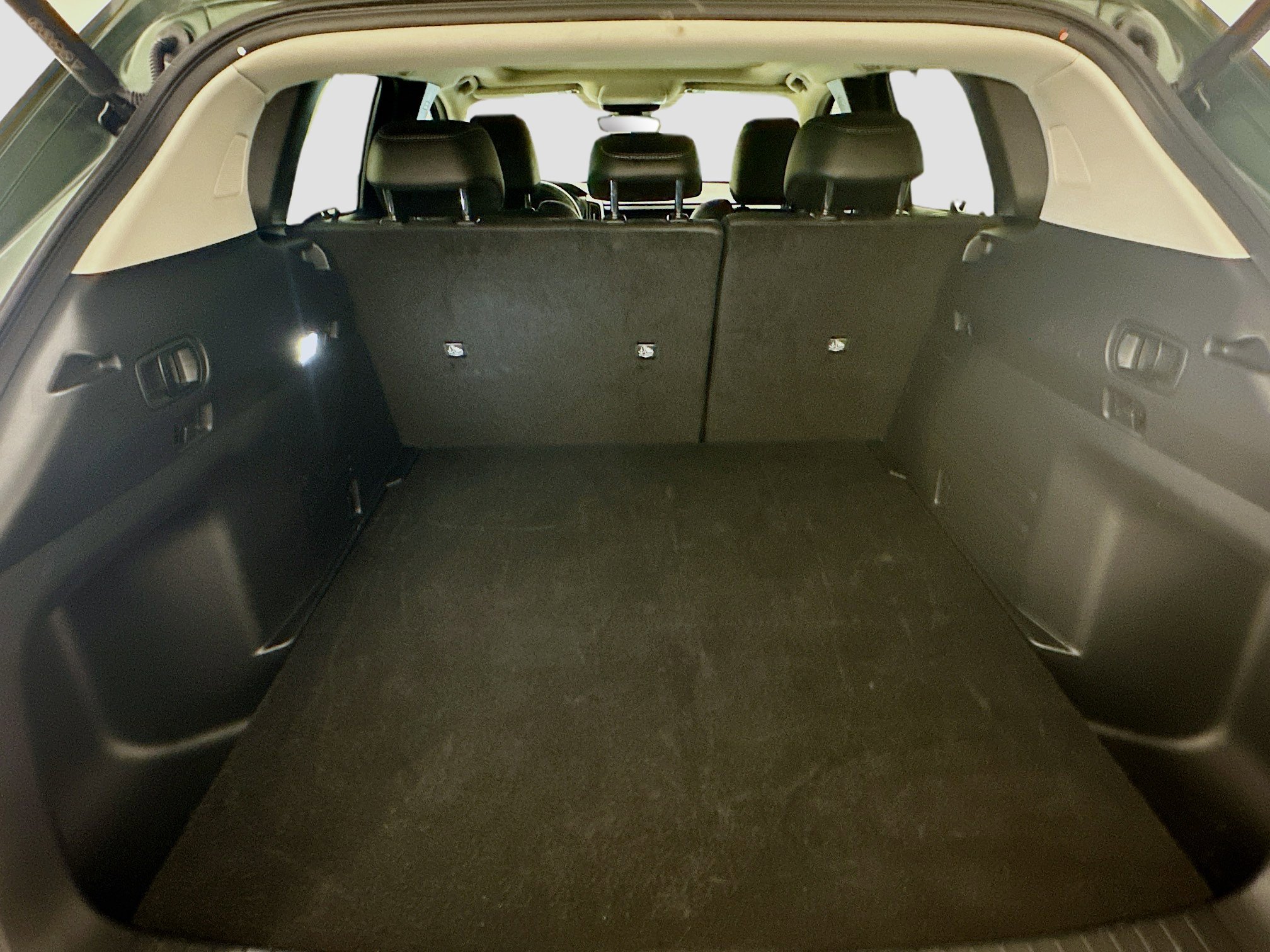 Used 2025 MAZDA CX-50 AWD 2.5 S w/ Premium Package image 29