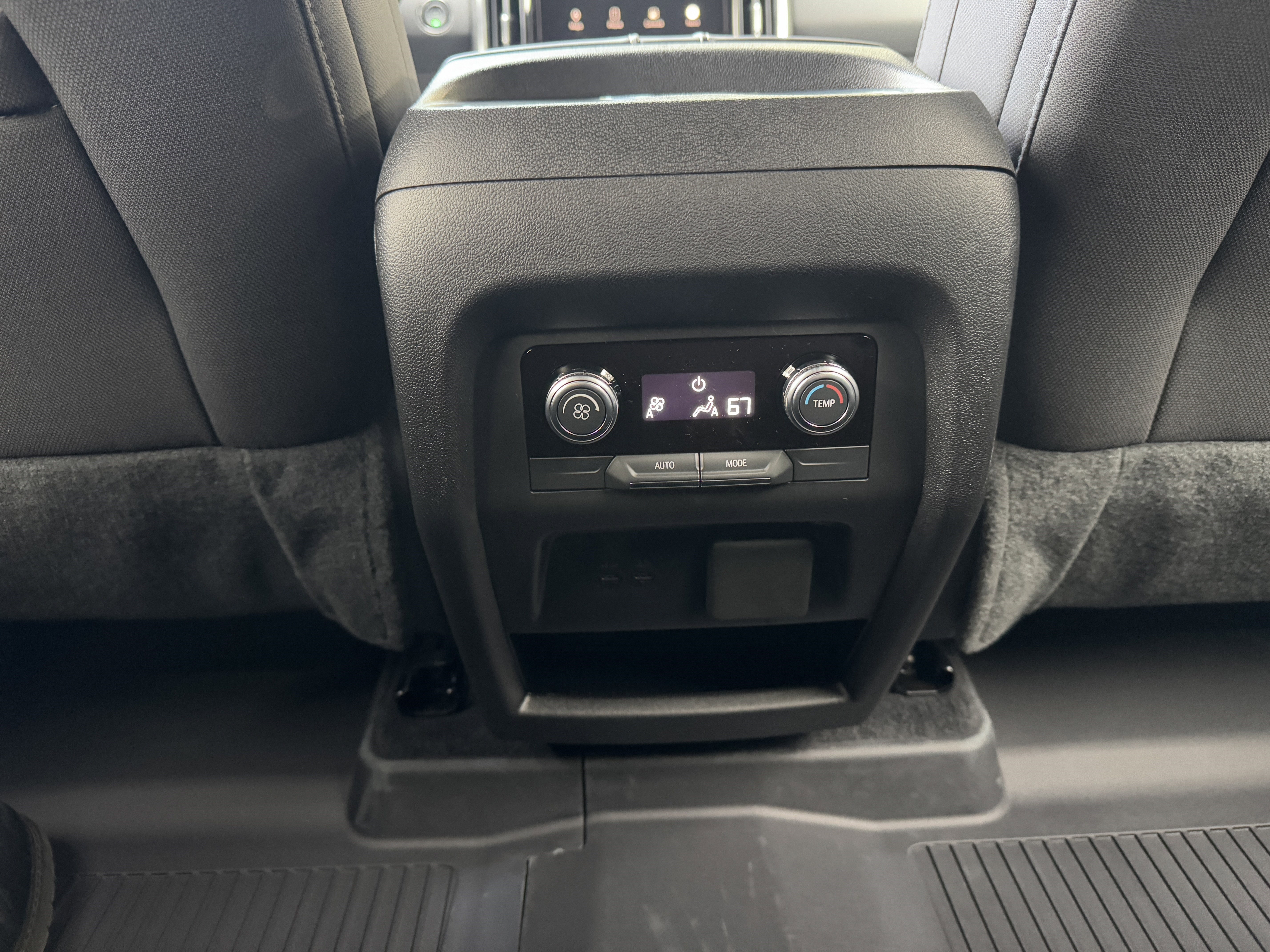 New 2026 GMC Acadia Elevation image 27