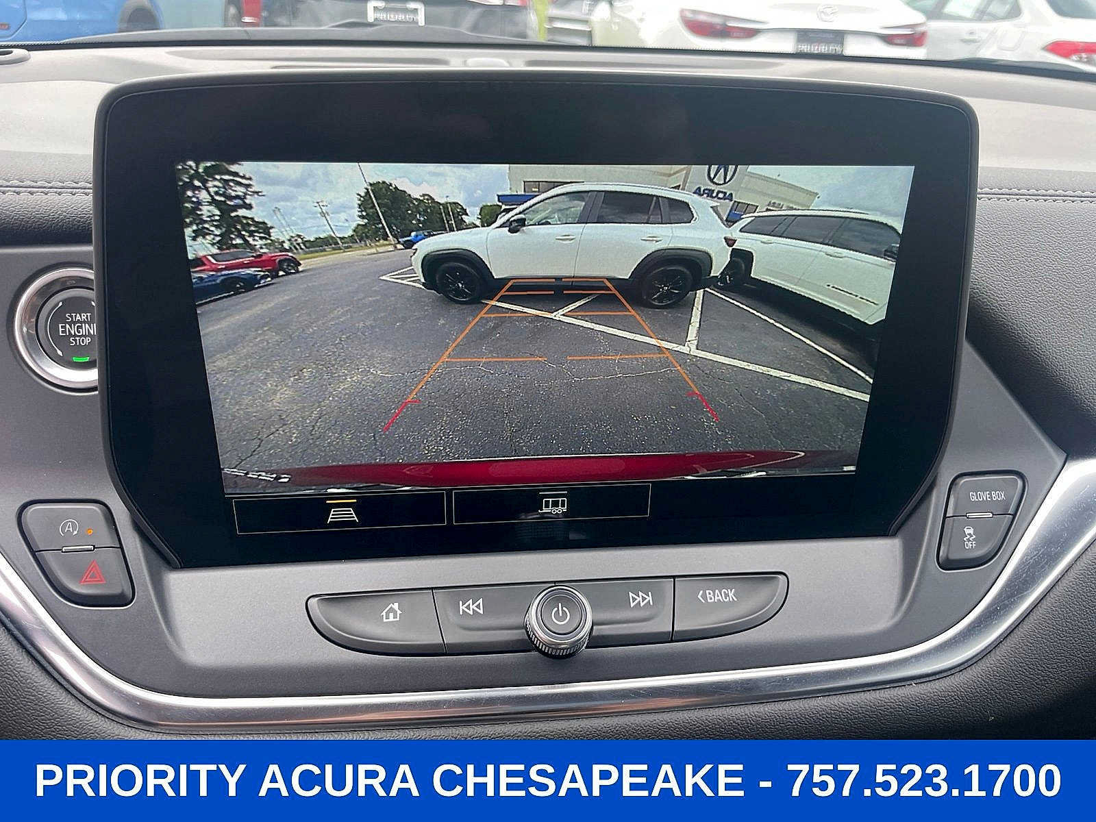 Used 2024 Chevrolet Blazer LT w/ Convenience Package FWD image 18