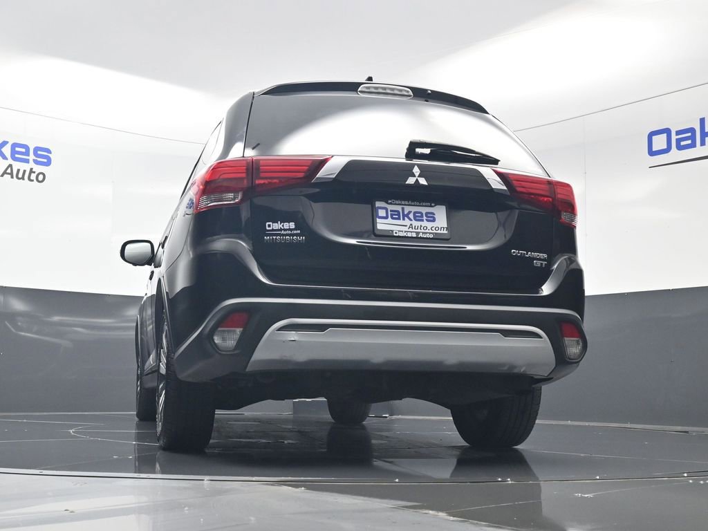 Used 2019 Mitsubishi Outlander GT AWD/4WD image 45