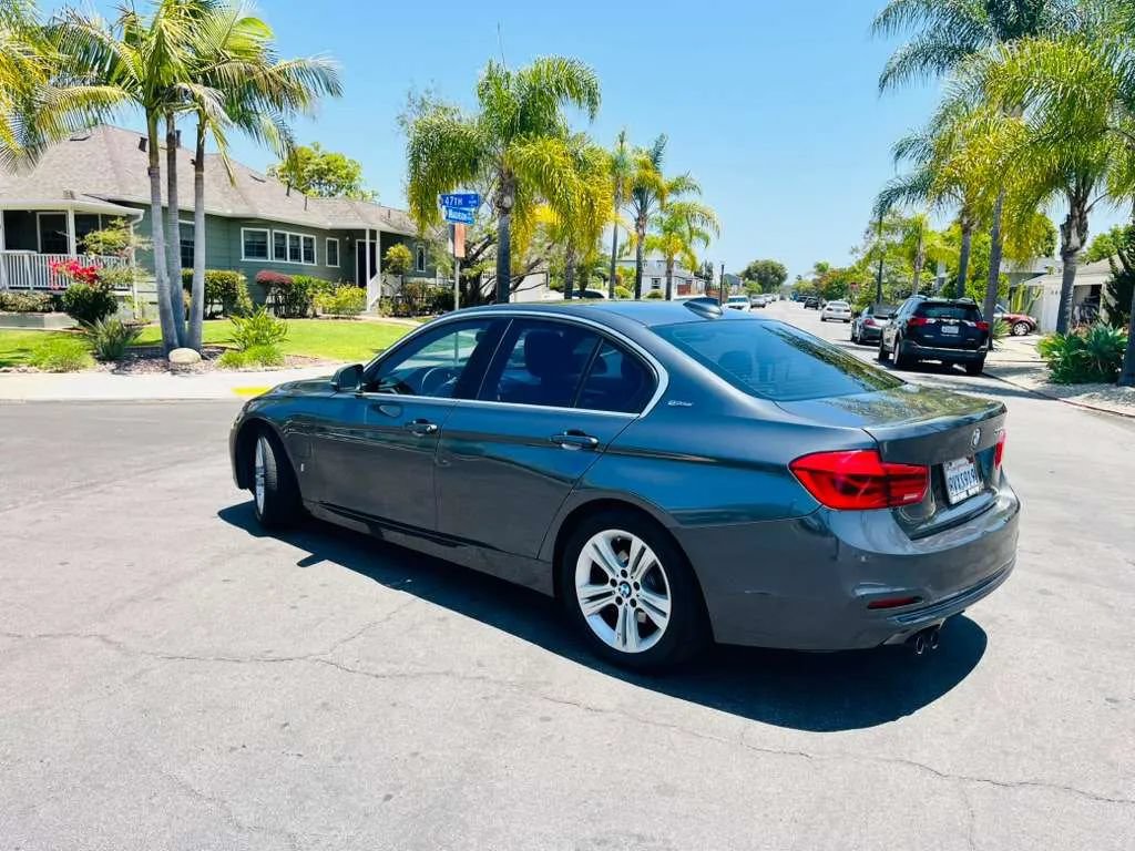Used 2018 BMW 330e RWD image 7