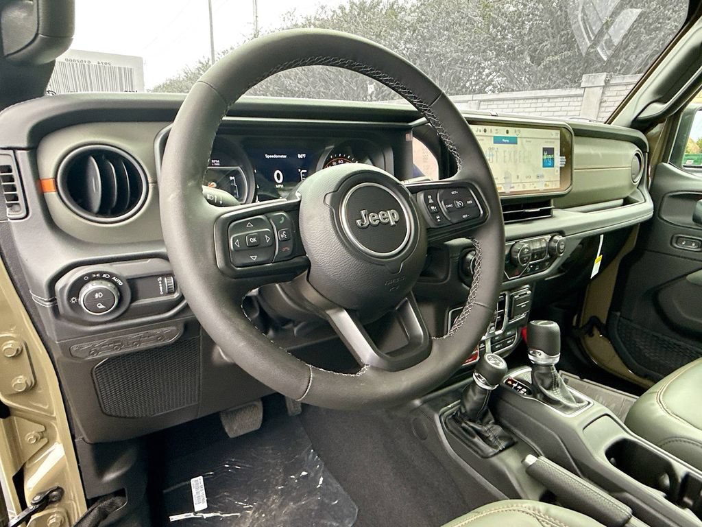 Used 2025 Jeep Gladiator Mojave w/ Safety Group AWD/4WD image 12
