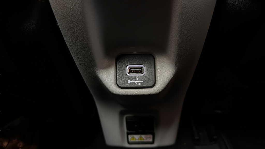 Used 2021 Jeep Renegade Limited w/ Sun & Sound Group image 35