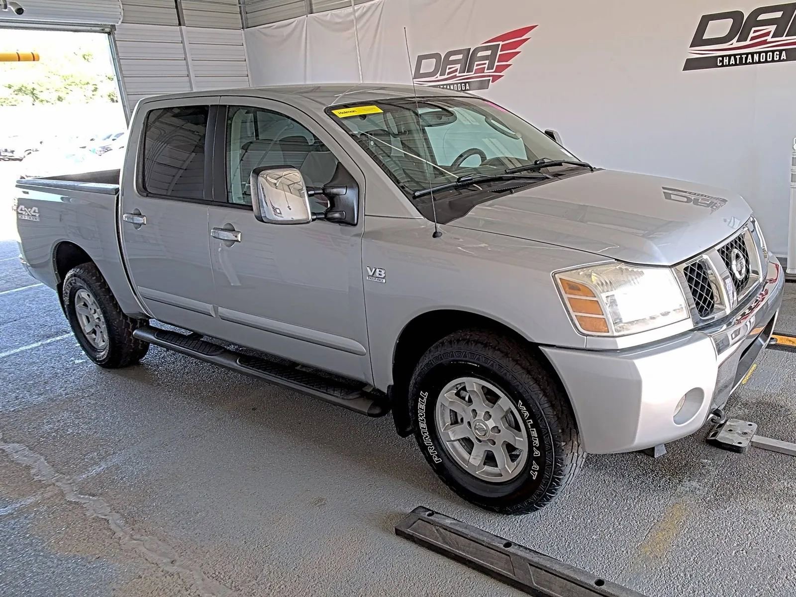 Used 2004 Nissan Titan SE AWD/4WD image 3