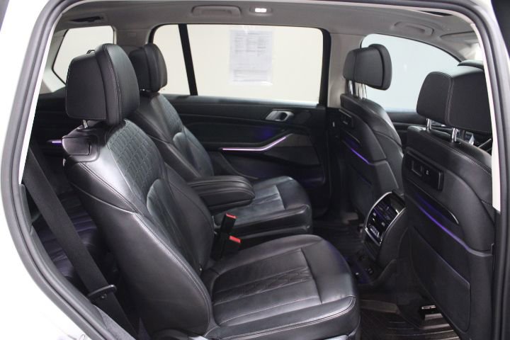 Used 2019 BMW X7 xDrive50i w/ Dynamic Handling Package image 34
