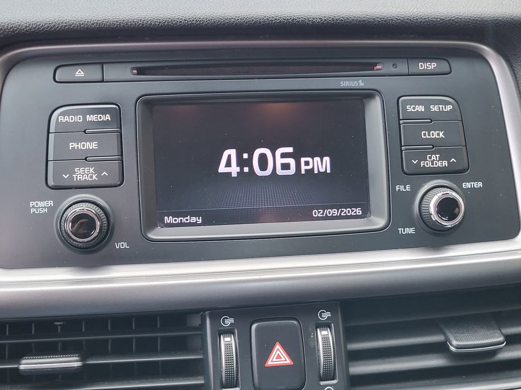 Used 2017 Kia Optima LX image 17