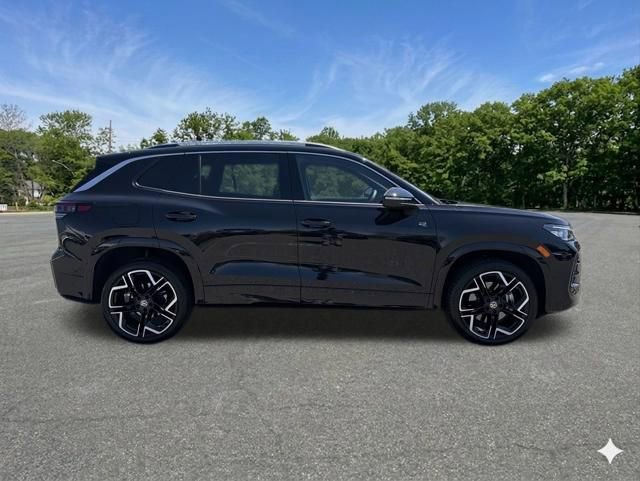 Used 2025 Volkswagen Tiguan SEL R-Line AWD/4WD image 10