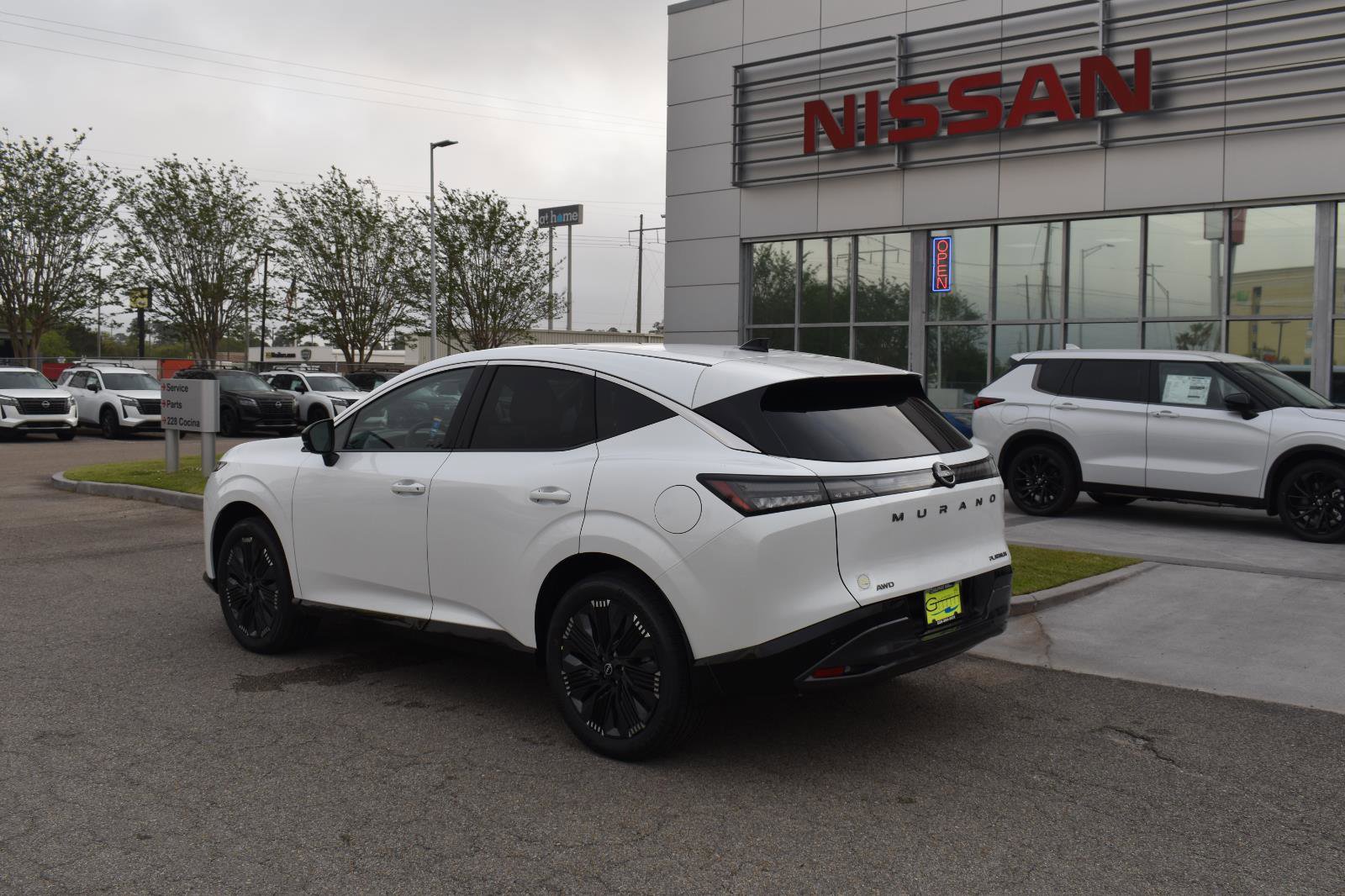 New 2026 Nissan Murano Platinum w/ Cargo Package AWD/4WD image 6