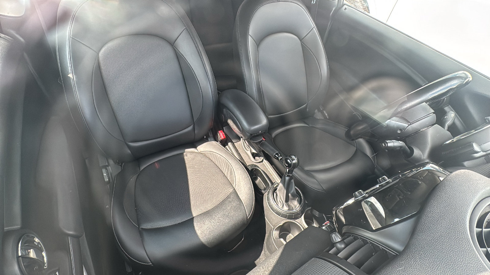Used 2016 MINI Cooper 2-Door Hardtop FWD image 16