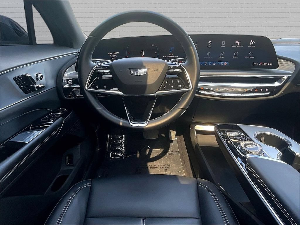 Used 2024 Cadillac Lyriq Tech RWD image 10