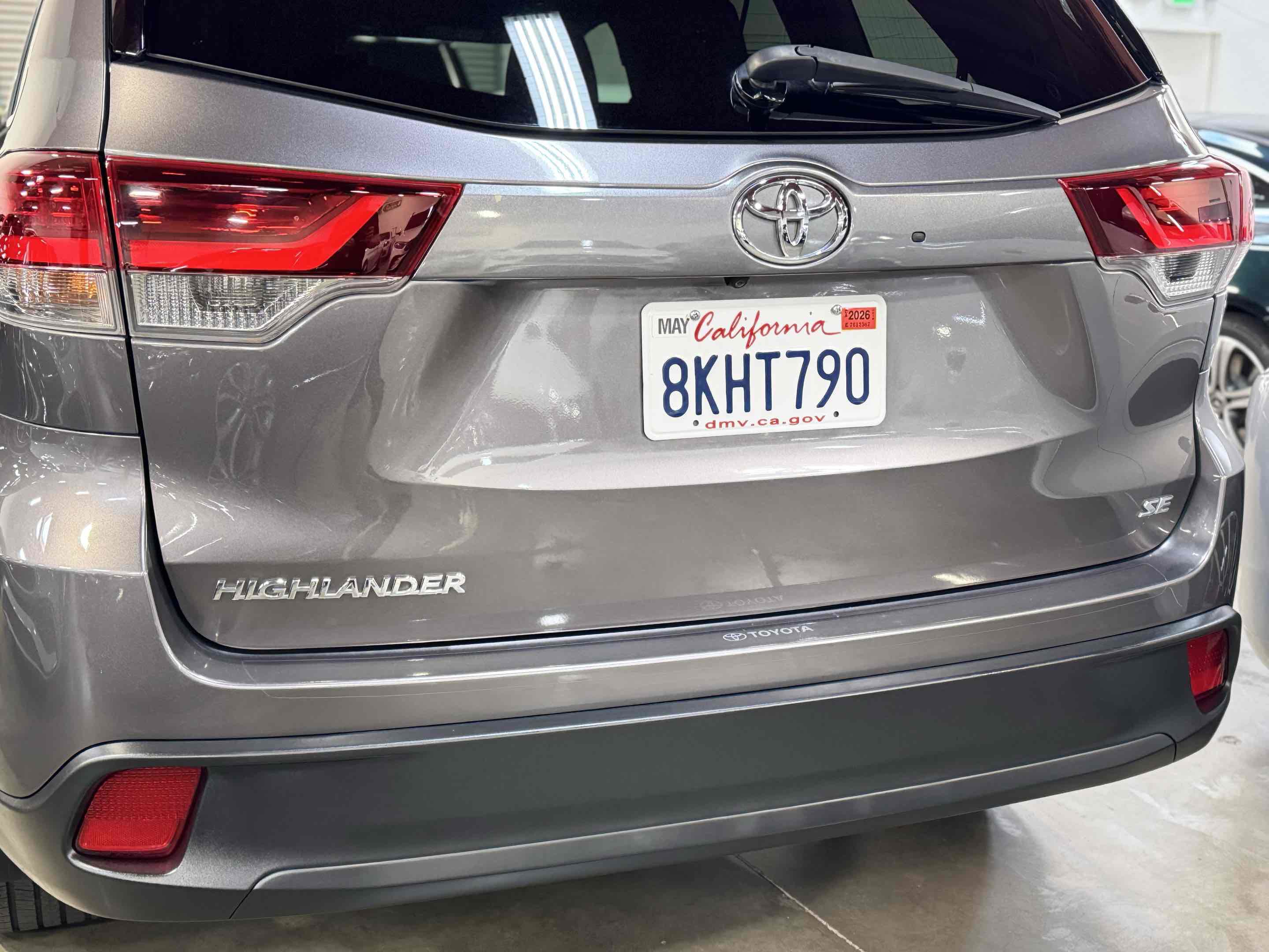 Used 2019 Toyota Highlander XLE image 34