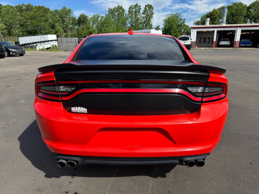 Used 2016 Dodge Charger R/T w/ Blacktop Package RWD image 4