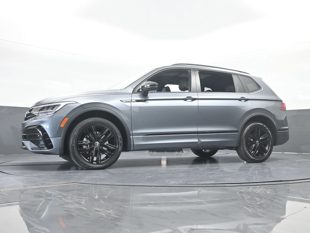 Used 2022 Volkswagen Tiguan SE R-Line image 63