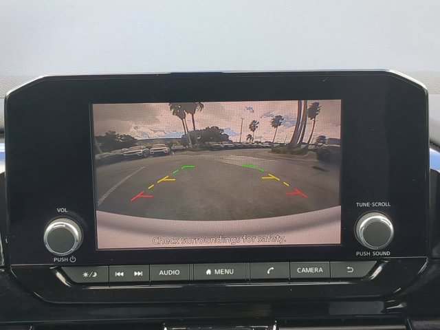Used 2022 Nissan Pathfinder SV FWD image 24
