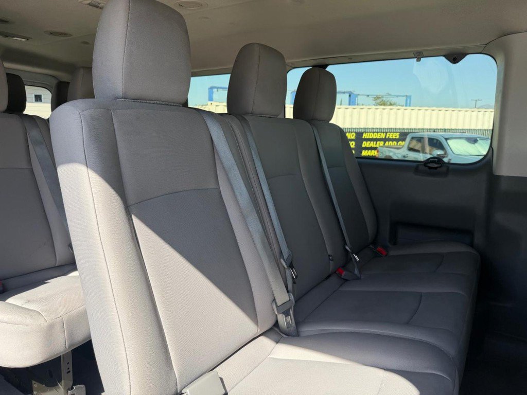 Used 2015 Nissan NV 3500 SV w/ Technology Package RWD image 25