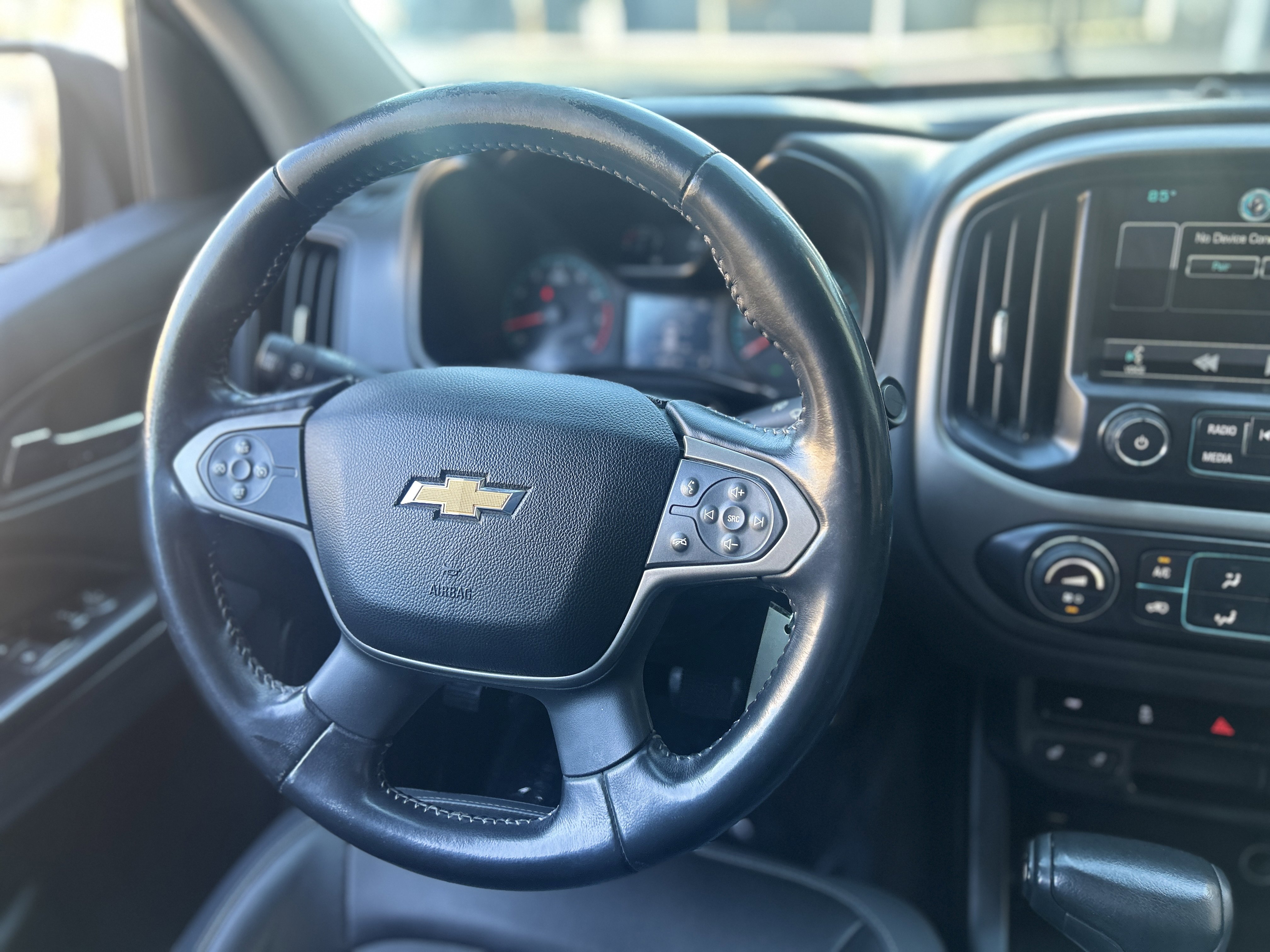 Used 2015 Chevrolet Colorado Z71 image 28