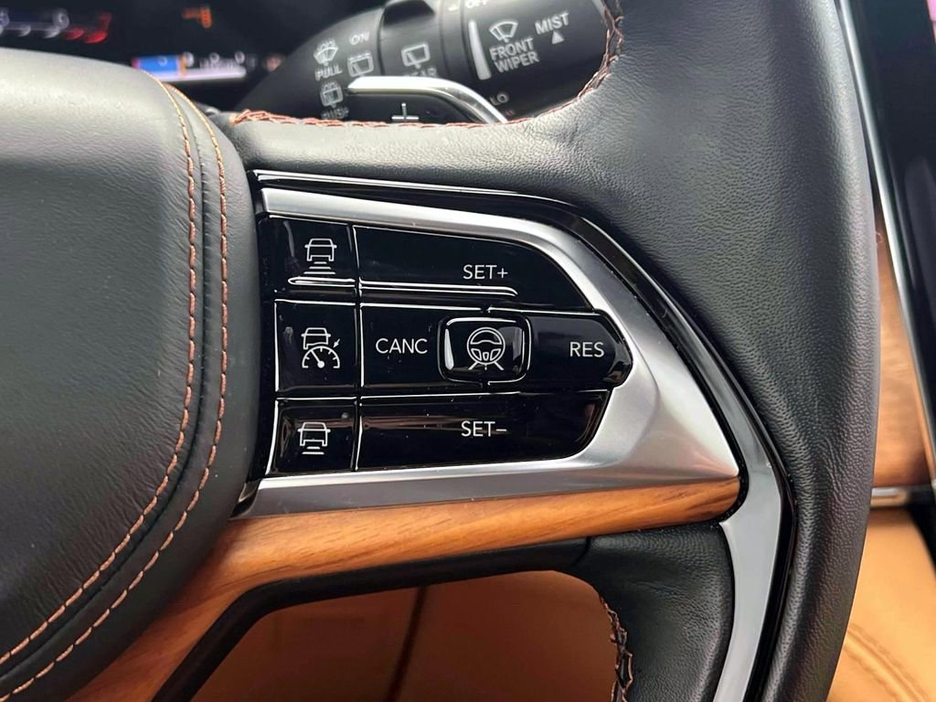 Certified 2025 Jeep Grand Cherokee L Summit AWD/4WD image 26