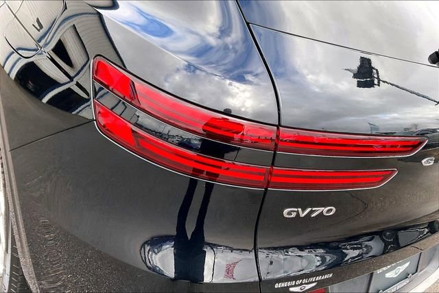 Certified 2025 Genesis GV70 2.5T Select w/ Select Package image 29